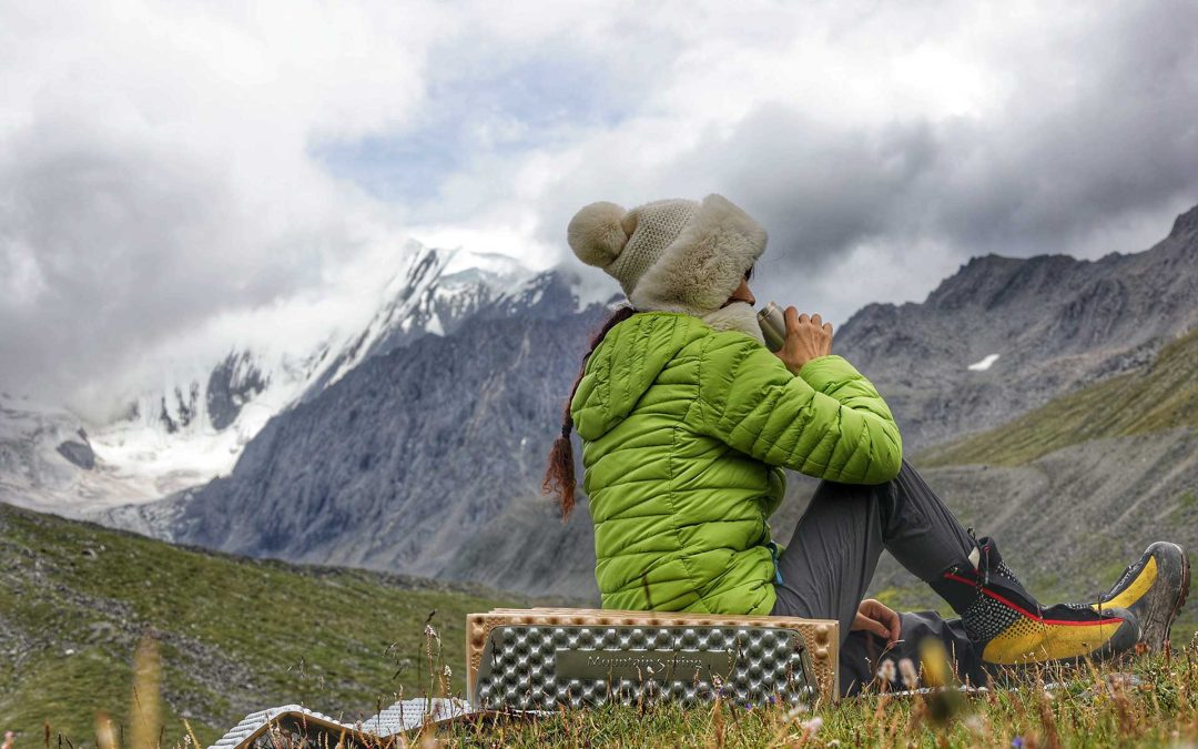 Does the R-Value of a Camping Sleeping Pad Decrease Over Time? - Mountain Spring