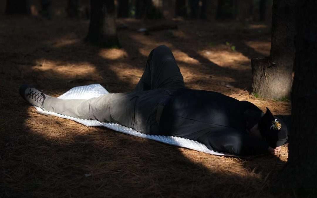 The Relationship Between R-Value and Temperature for Camping Sleeping Pads - Mountain Spring