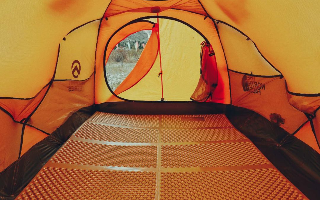 How to Understand and Use the Season Rating of a Camping Sleeping Pad - Mountain Spring